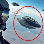 2024年 They Filmed UFOs In The Sky, What Happened Next Shocked Everyone