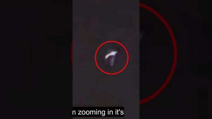 2024年 Unbelievable UFO Display Caught on Camera! 📸 #shorts #UFO #lab360