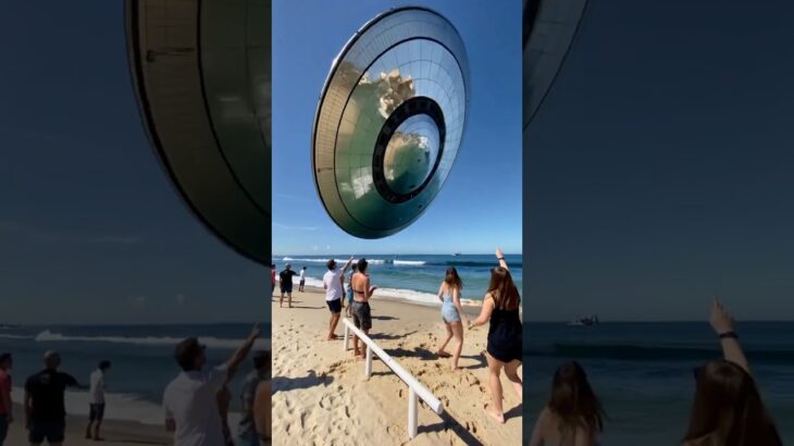 2024年 What Was That?! UFO Appears Over the Beach and Causes Panic #UFO #UFOs #uaps #UAP #ovni